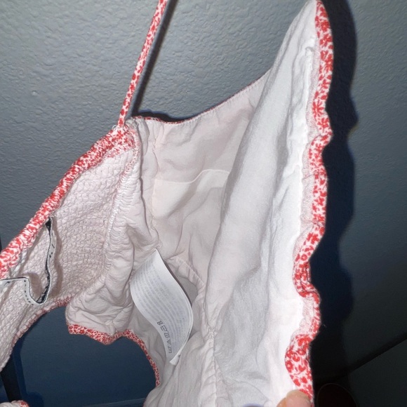 Cute Abercrombie & Fitch Summer Top - Picture 5 of 7